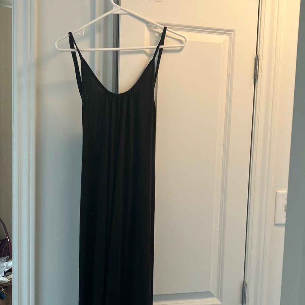 Elegant Black Women's Dress - Picture 6 of 11